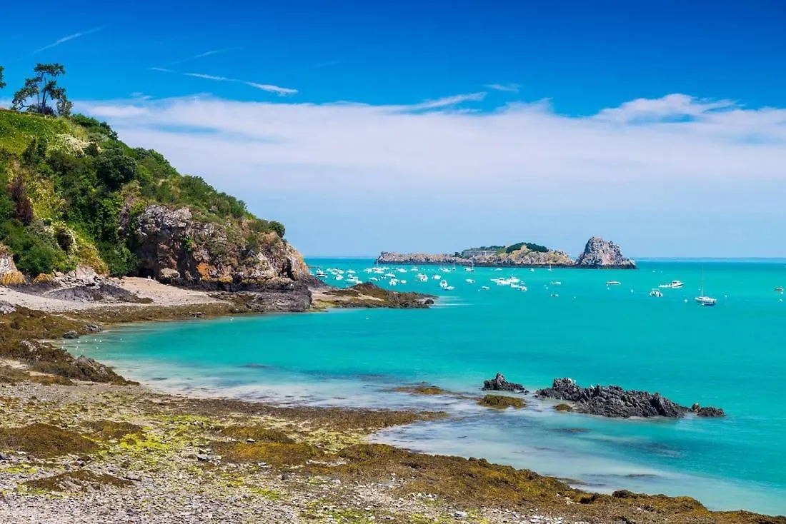Cote Jardin - Cancale - Gite Standing - Proche Centre Et Port